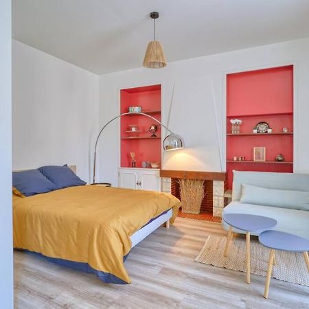 Studio Charmant Au Coeur Du Vieux Corbeil Corbeil-Essonnes Exterior foto